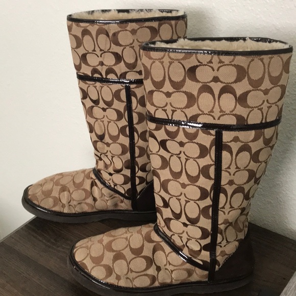 Coach Logo Boots - Picture 3 of 5